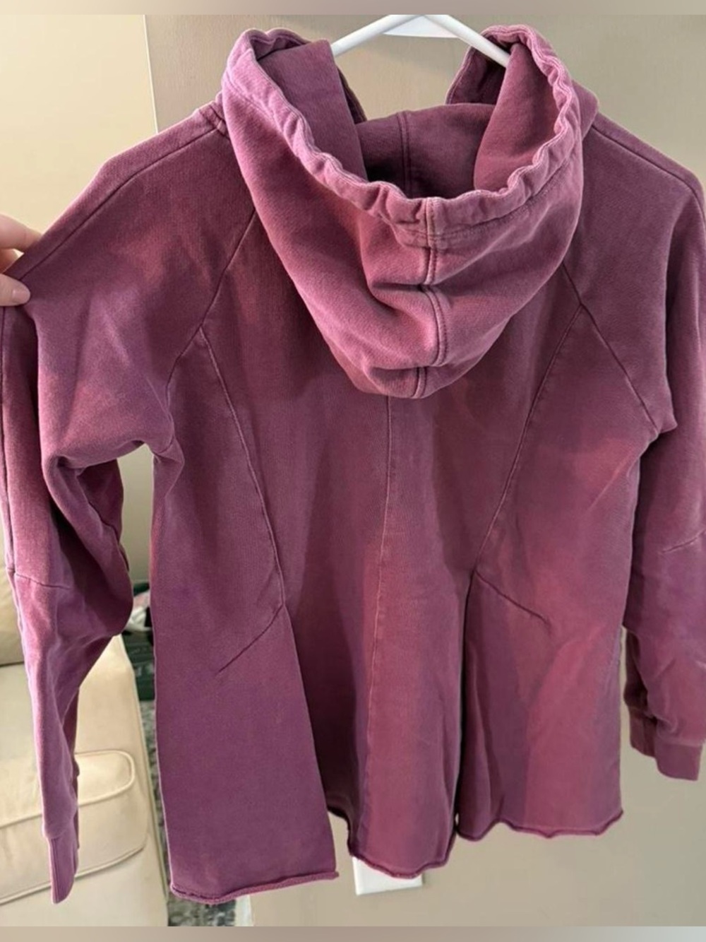 Anthropologie Pilcro Flynn Hoodie Size Small
Fits oversized - Picture 7 of 7
